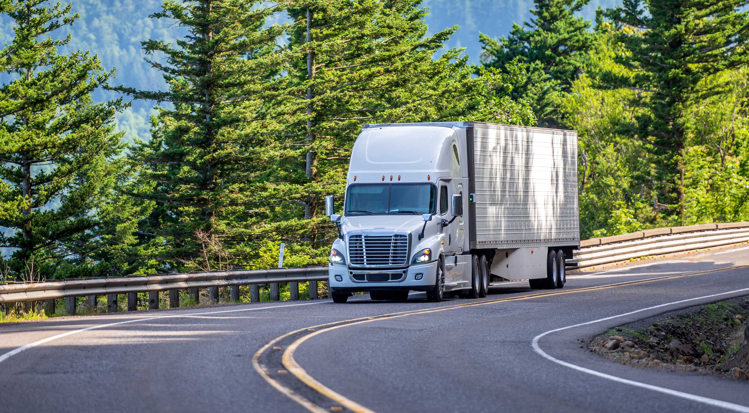 Transporte Terrestre Nacional y Urbano - servicio logístico ALA Global Colombia